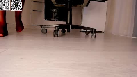 Susan online show from 02.22.25