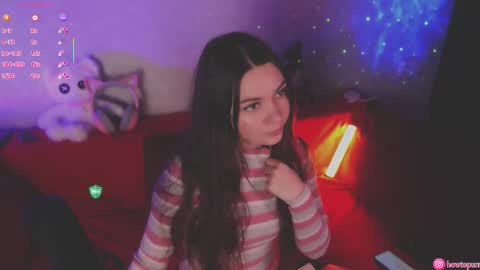 Mia online show from 10.20.25