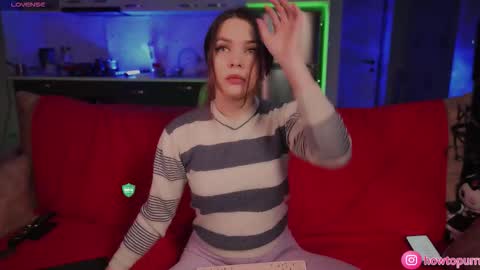 Mia online show from 11.29.25