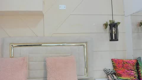 Snapshot of huddah_cam chatting on 01.07.25 huddah online show from 01.07.25