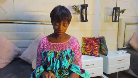 Snapshot of huddah_cam chatting on 02.27.25 huddah online show from 02.27.25