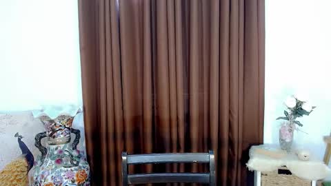 Snapshot of hugecock_nathalie15 chatting on 09.28.25 nathalie online show from 09.28.25