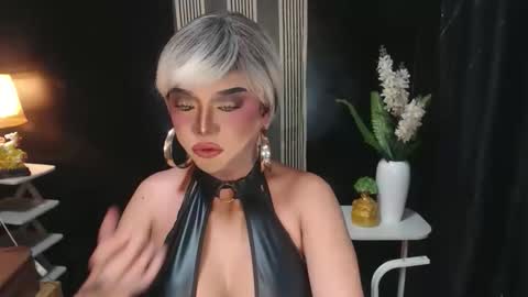 Christine online show from 04.24.26