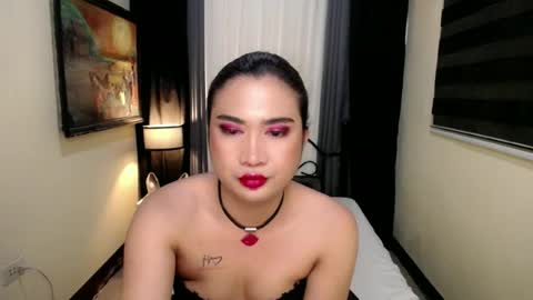 Snapshot of hugemusclecockts chatting on 07.06.26 yesha fox online show from 07.06.26