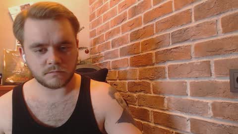 Snapshot of hugo__brad chatting on 01.19.25 Hugo online show from 01.19.25