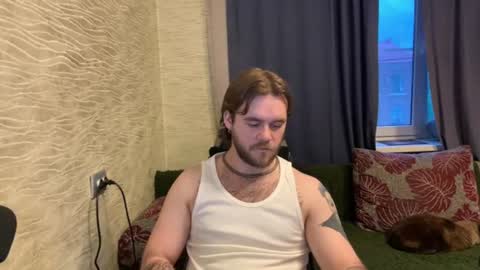 Snapshot of hugo__brad chatting on 06.16.26 Hugo online show from 06.16.26