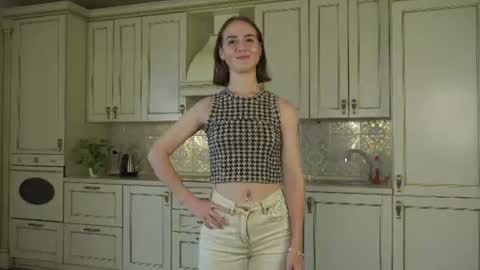 Snapshot of huidanish chatting on 07.17.26 Stasy online show from 07.17.26