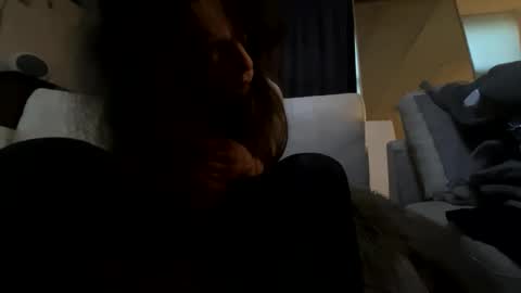 Snapshot of huippari chatting on 04.16.26 huippari online show from 04.16.26