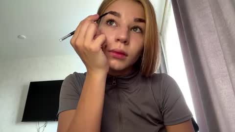Tessa  online show from 07.21.26