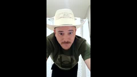 hung_bullrider online show from 04.17.26