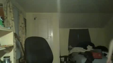 Snapshot of hung_rtz chatting on 11.15.25 hung_rtz online show from 11.15.25