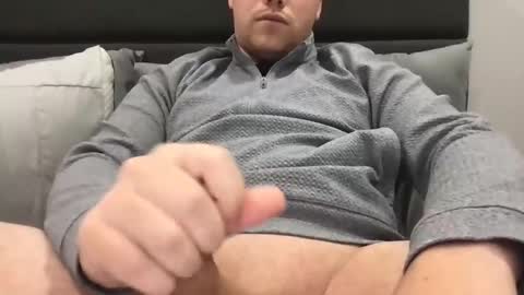 Snapshot of hungbossstud chatting on 12.17.24 Colin Cooper online show from 12.17.24