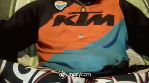 Snapshot of hungc2c420 chatting on 04.02.26 hung420boner online show from 04.02.26