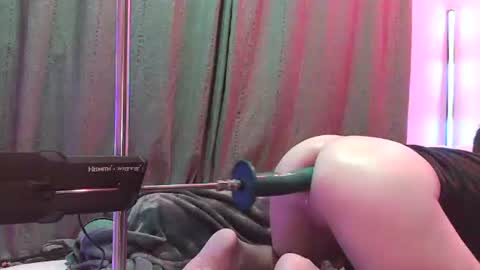 Greedybttm online show from 12.16.25