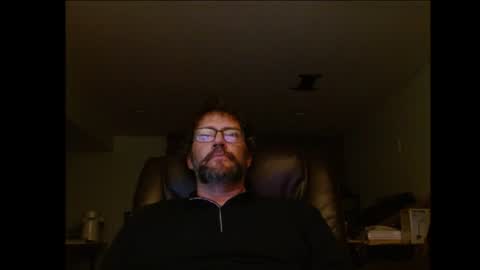 Snapshot of hunglonelyguy chatting on 06.30.26 LonelyGuy online show from 06.30.26