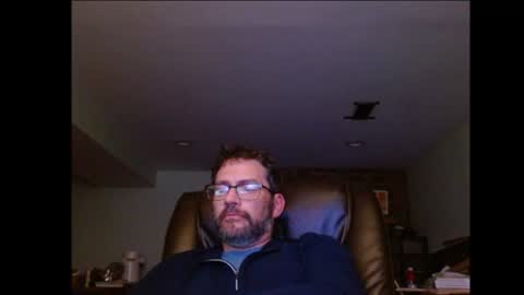Snapshot of hunglonelyguy chatting on 07.31.26 LonelyGuy online show from 07.31.26