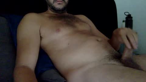 Snapshot of hungm4fun101 chatting on 09.10.25 hungm4fun101 online show from 09.10.25