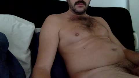 Snapshot of hungm4fun101 chatting on 01.12.26 hungm4fun101 online show from 01.12.26