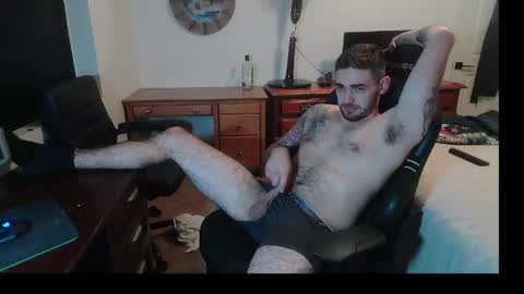 hungmtnman2256 online show from 02.26.26