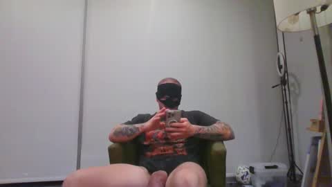 Snapshot of hungttt chatting on 04.26.26 hungttt online show from 04.26.26