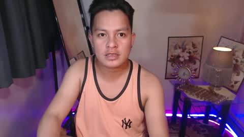 hunk_danny online show from 03.10.25