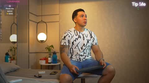 hunk_ryan online show from 01.02.25