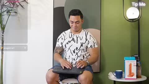 hunk_ryan online show from 02.13.25