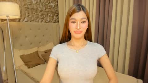 hunkhomerontop online show from 06.10.26