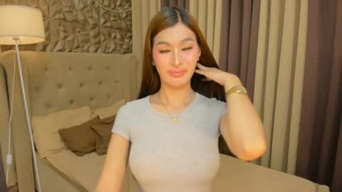 hunkhomerontop online show from 06.11.26