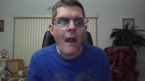 hunkmasclefad458 online show from 01.12.25