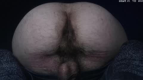Snapshot of hunkytime chatting on 09.29.25 I AM NOT A DIRECTOR I AM THE BOSS KINGDADDYSIRSTR8ALPHAMASTER online show from 09.29.25