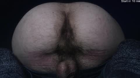 Snapshot of hunkytime chatting on 10.10.25 I AM NOT A DIRECTOR I AM THE BOSS KINGDADDYSIRSTR8ALPHAMASTER online show from 10.10.25