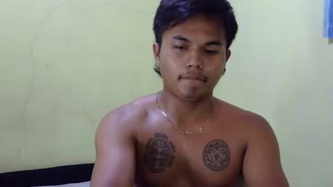 Snapshot of hunkyzeus chatting on 10.07.25 hunkyzeus online show from 10.07.25