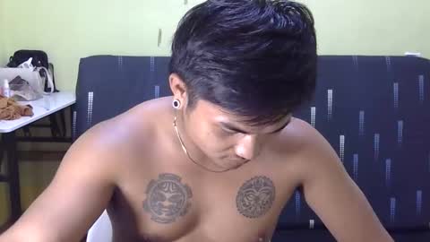 Snapshot of hunkyzeus chatting on 10.10.25 hunkyzeus online show from 10.10.25