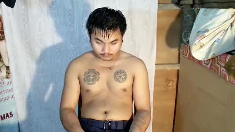 Snapshot of hunkyzeus chatting on 02.22.26 hunkyzeus online show from 02.22.26