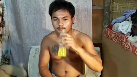 Snapshot of hunkyzeus chatting on 03.02.26 hunkyzeus online show from 03.02.26