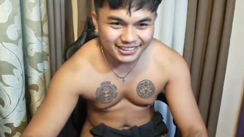 hunkyzeus online show from 05.26.26