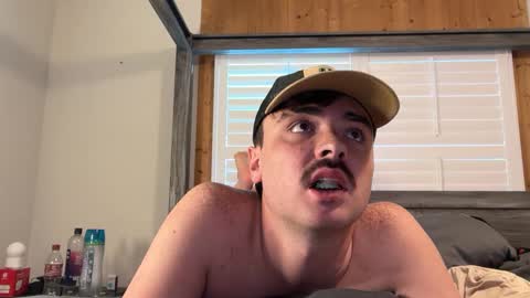 Snapshot of hunterbentleyy chatting on 09.25.25 Hunter online show from 09.25.25