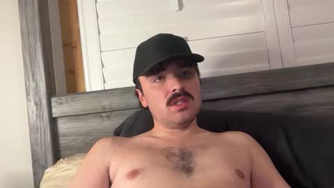 Snapshot of hunterbentleyy chatting on 11.08.25 Hunter online show from 11.08.25