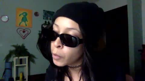 Snapshot of hunyybunz chatting on 01.31.25 Goddess Hunyy online show from 01.31.25