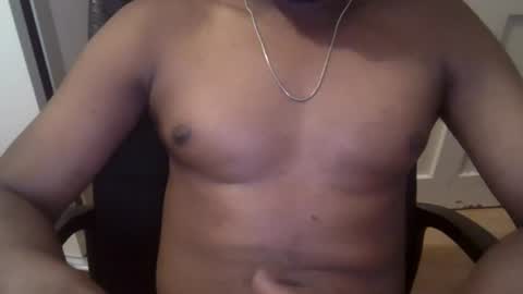 Snapshot of huskyguyhere chatting on 07.27.26 huskyguyhere online show from 07.27.26