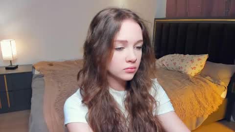 Snapshot of hwadwellingham chatting on 04.26.26 Lily online show from 04.26.26