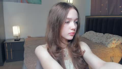 Snapshot of hwadwellingham chatting on 05.18.26 Lily online show from 05.18.26
