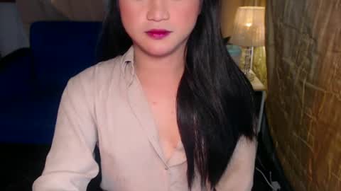 Snapshot of hydromancer_ts chatting on 01.12.25 ellen online show from 01.12.25