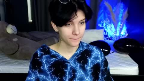 Hyeon Jin online show from 03.11.25