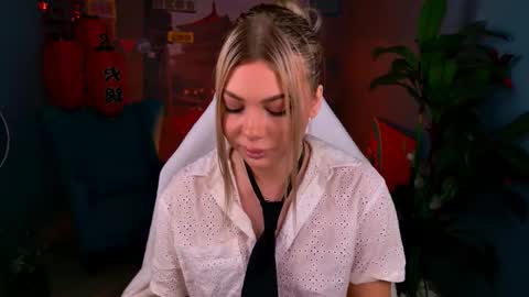 Snapshot of hyileyclark chatting on 03.06.26 hyileyclark online show from 03.06.26