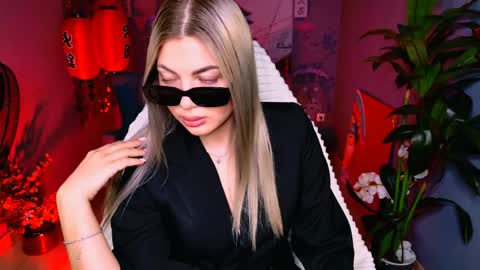 Snapshot of hyileyclark chatting on 03.24.26 hyileyclark online show from 03.24.26