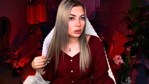 Snapshot of hyileyclark chatting on 03.25.26 hyileyclark online show from 03.25.26