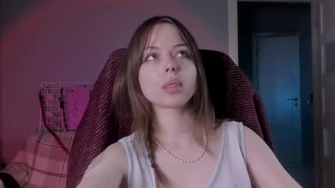 Miley. PVT open i have extra prices on nude show  online show from 11.25.25