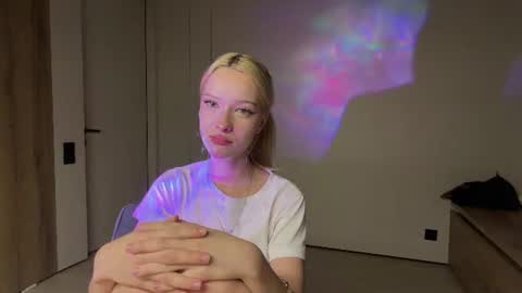 Anny online show from 06.15.26